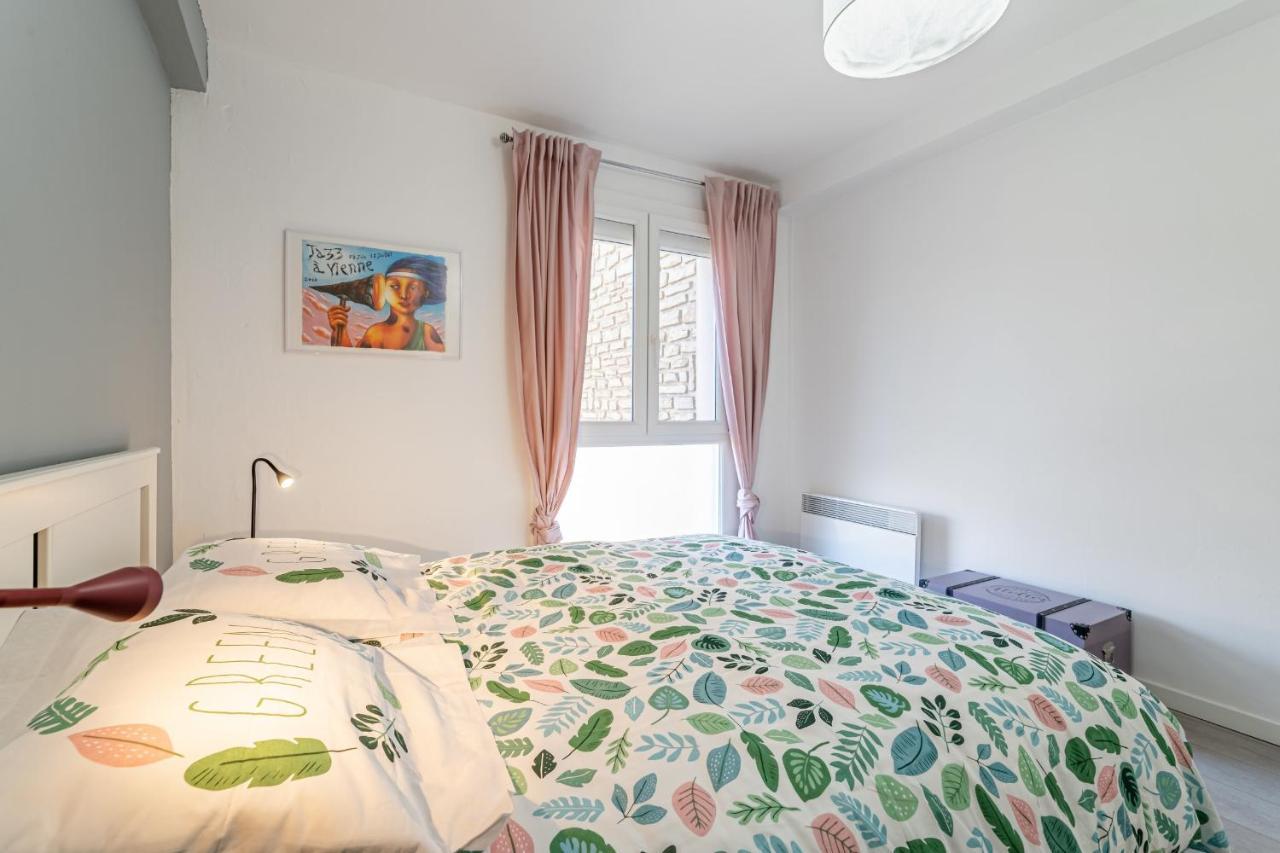 Le Levantes Par Dodo-A-Cassis Bagian luar foto