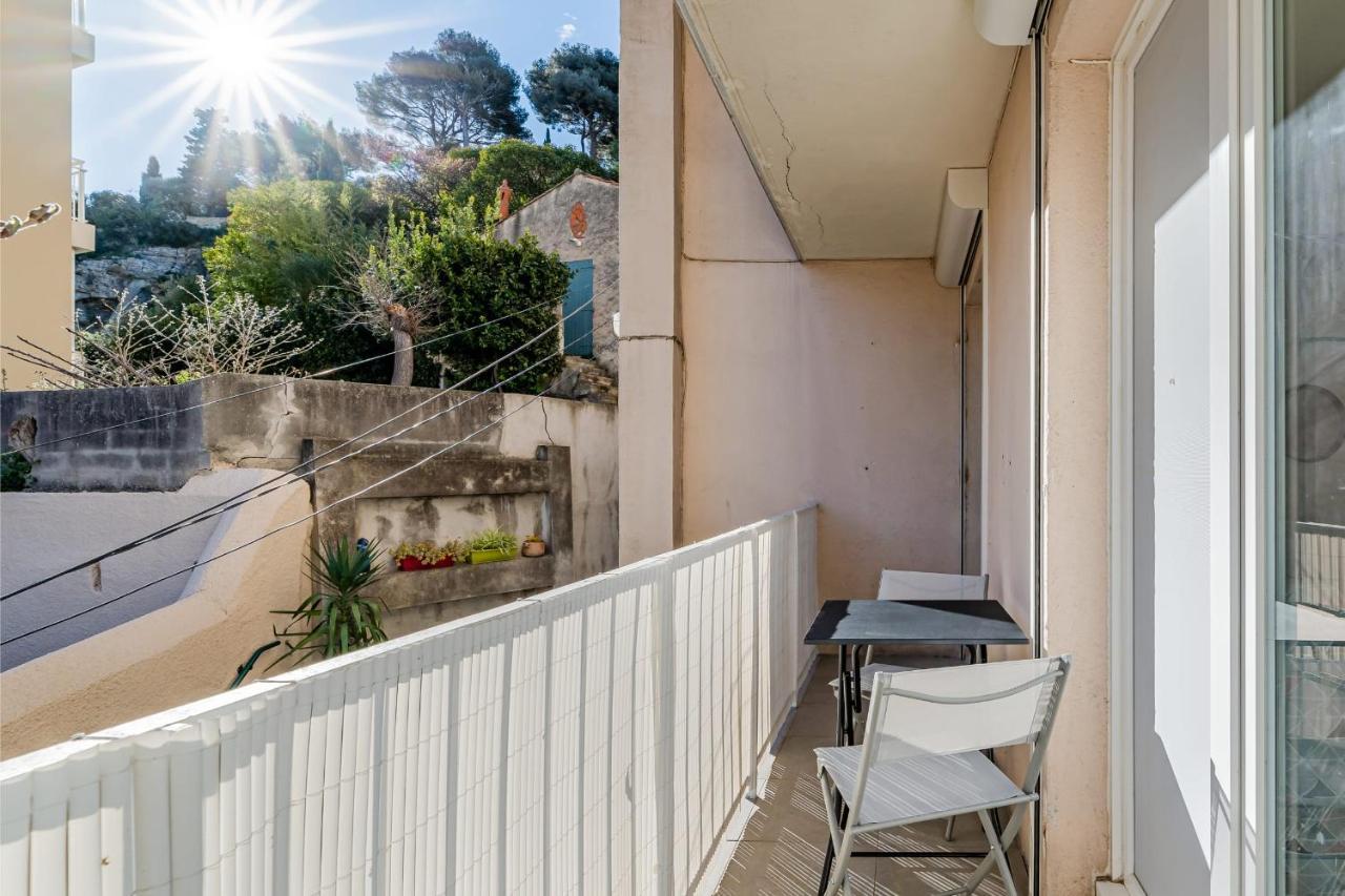 Le Levantes Par Dodo-A-Cassis Bagian luar foto